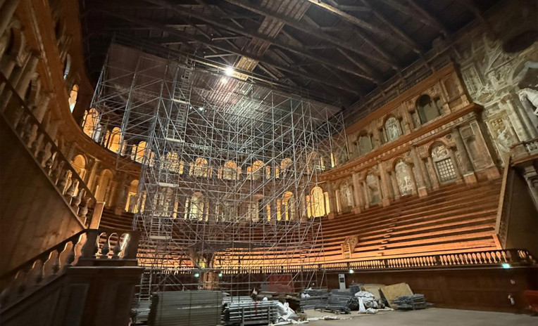  Interior view of Teatro Farnese in the Palazzo della Pilotta, Parma — monumental Baroque proscenium designed by Giovan Battista Aleotti.