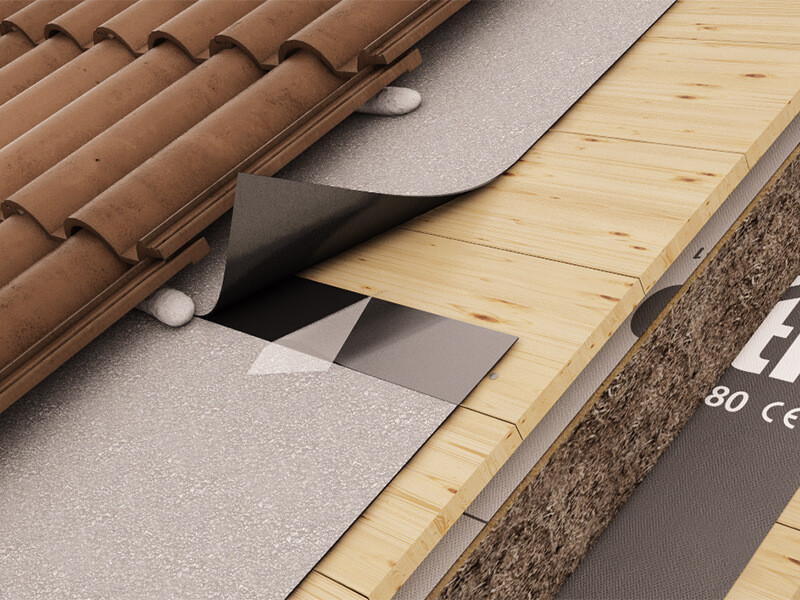application-membrane-bitumeuse-auto-adhesive-avec-finition-en-ardoise-bytum-slate-3500