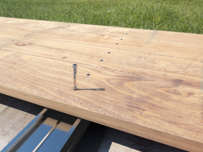 application-vis-autoforeuse-bois-bois-aluminium-kka-aisi410