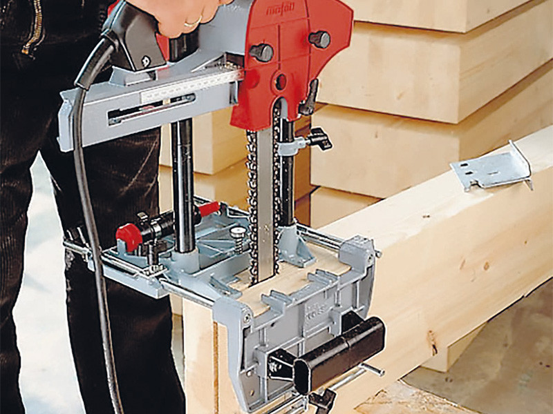 application-mortaiseuse-à-chaîne-dispositif-d’entaillage-ls-103-ec-sg-230