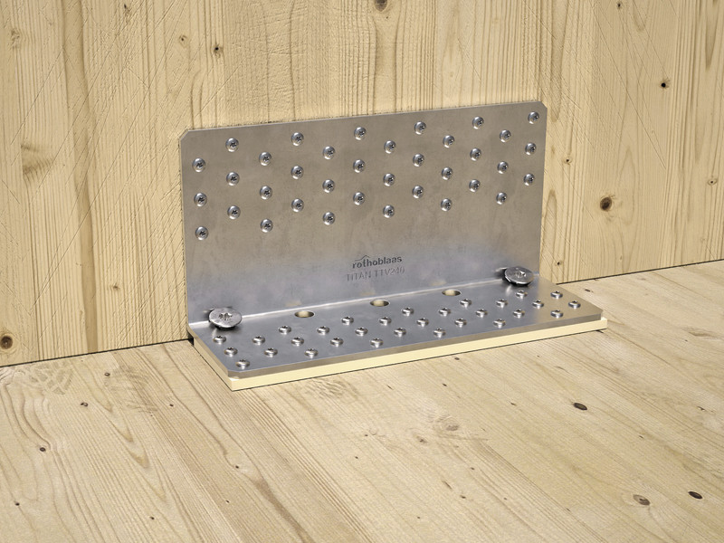 application-plaque-a-equerre-pour-bois-titan-v
