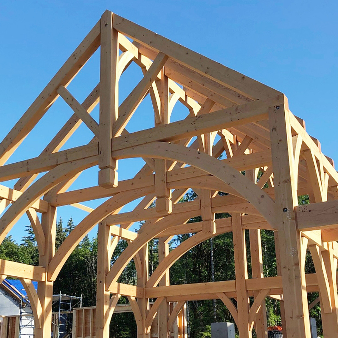 hardwood structure with screws for hardwood 